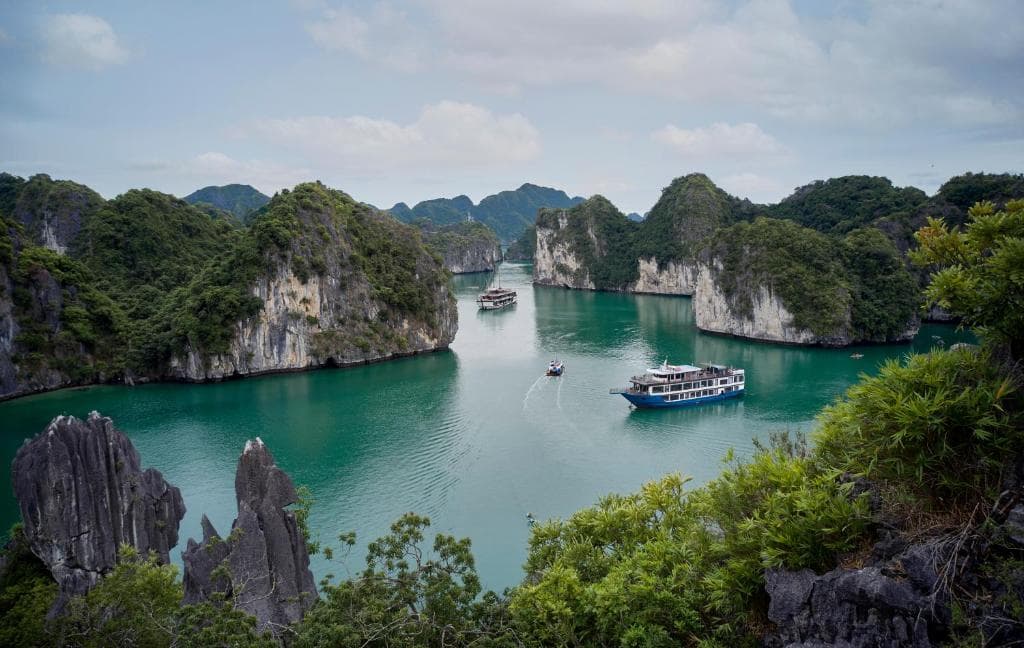 LA PANDORA BOUTIQUE 2D1N HA LONG BAY - LAN HA BAY