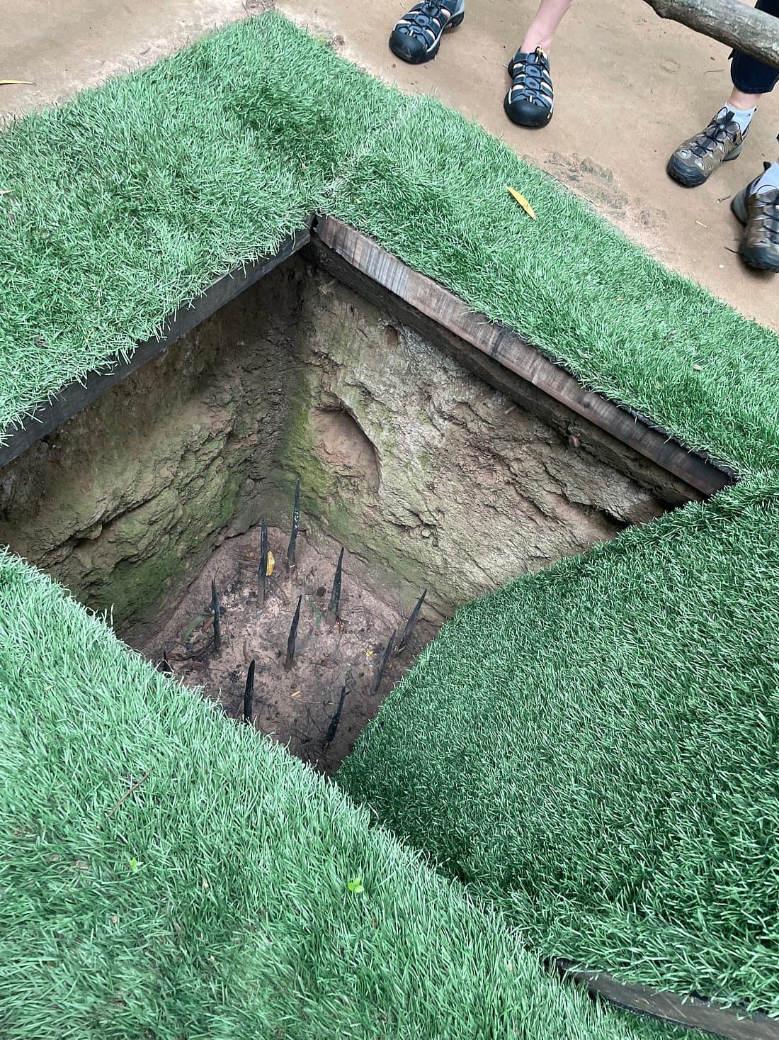 Cu Chi Tunnels and Mekong Delta Full Day Tour Small Group