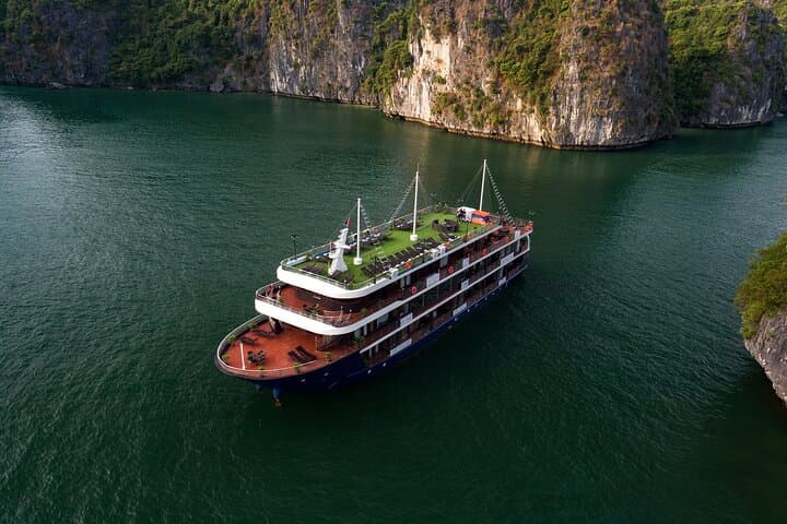 LA PANDORA BOUTIQUE 2D1N HA LONG BAY - LAN HA BAY