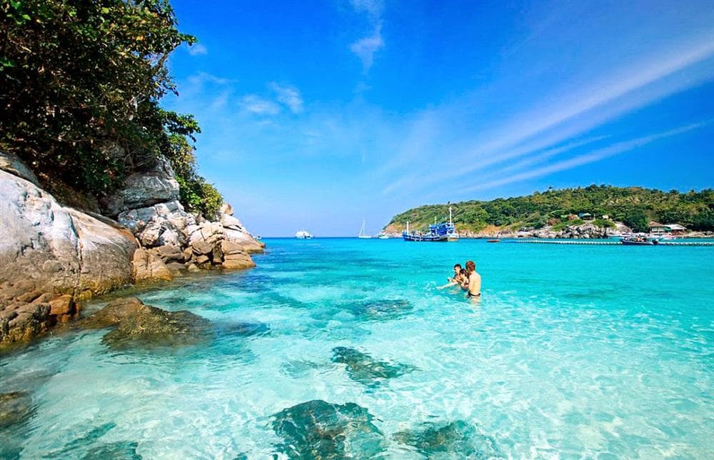 CHAM ISLAND SIGHTSEEING AND SNORKELLING TOUR Pickup from Danang, Hoian