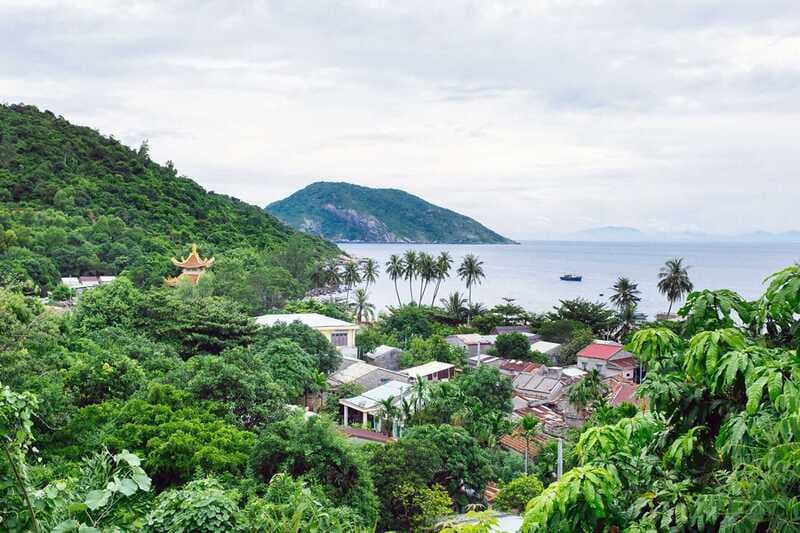 CHAM ISLAND SIGHTSEEING AND SNORKELLING TOUR Pickup from Danang, Hoian