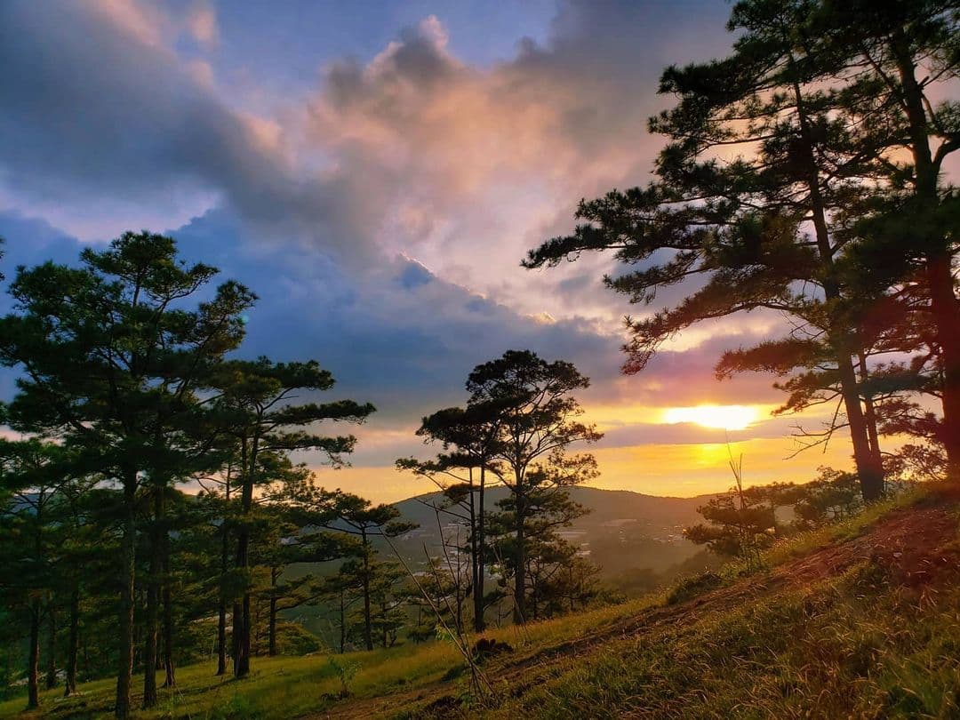 Trekking on Lang Biang Mountain