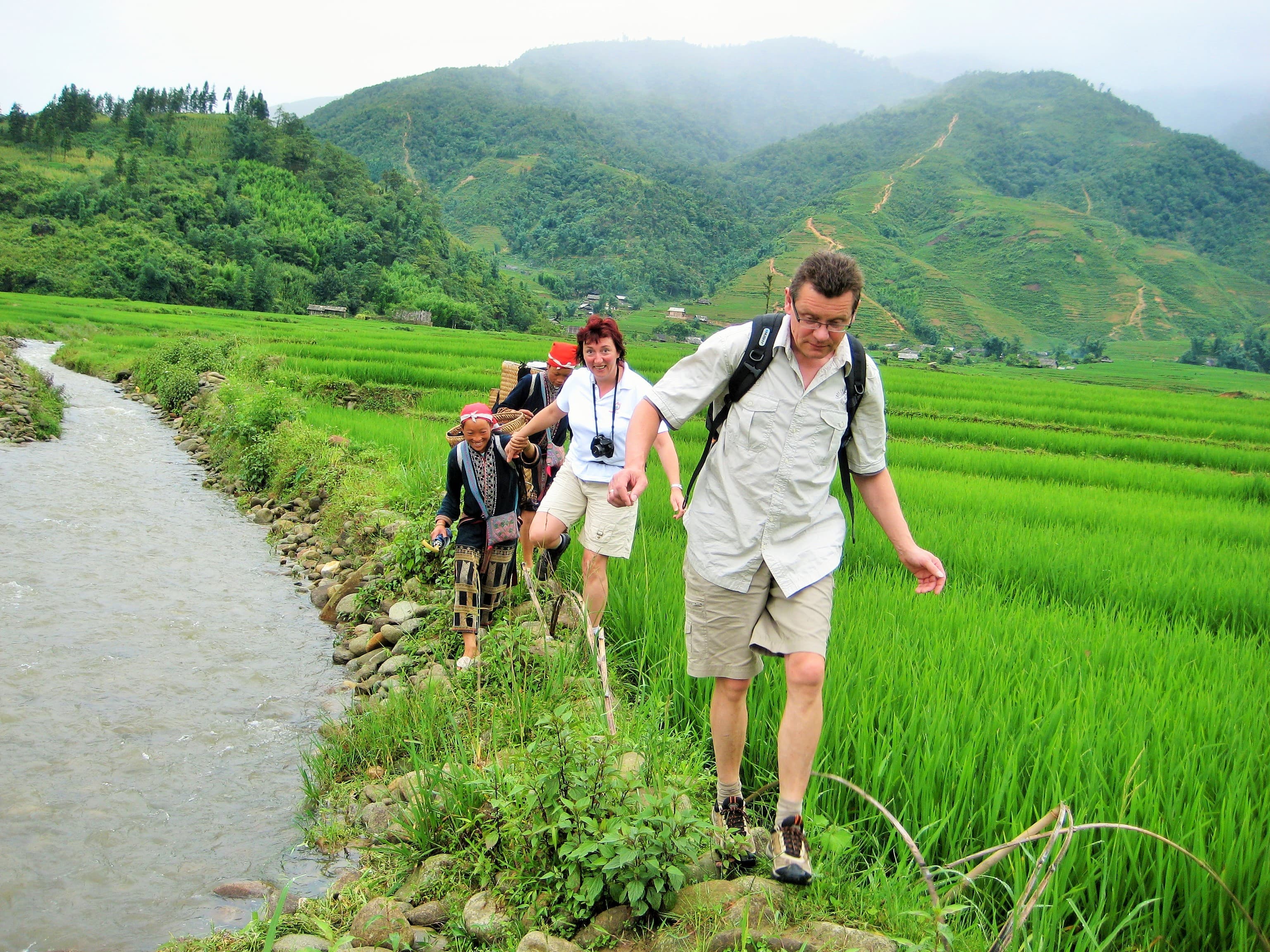 Sapa Trekking 2D1N Sleeping Hotel (Private Tour)
