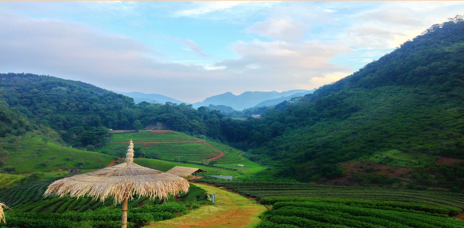 Sapa Trekking Cat Cat, Y Linh Ho, Lao Chai, Ta Van  -  Sleeping 4* Hotel 2D1N - VIP Cabin Sleeper Bus (Group Tour)