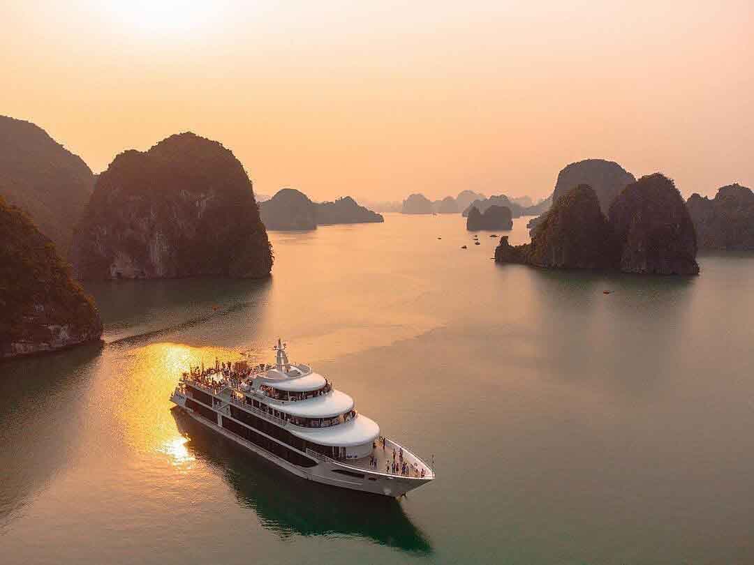 SEA OCTOPUS CRUISE FULL DAY HA LONG BAY - LAN HA BAY