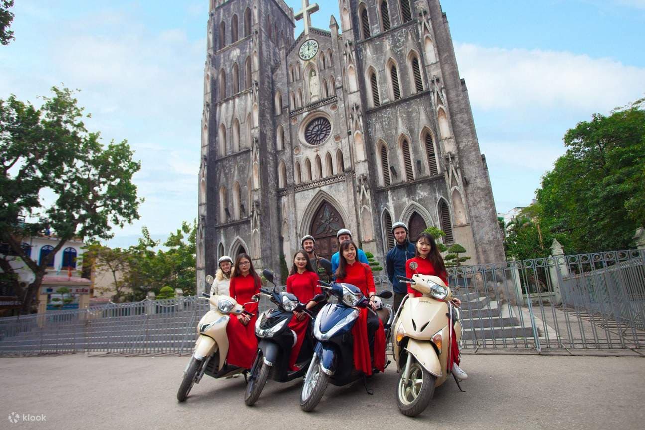 JEEP TOURS HANOI CITY AND COUNTRYSIDE FULL DAY OR VESPA/MOTORBIKE