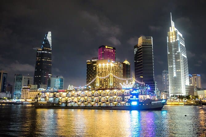 THE SAIGON’S INSIDERS 4,5 HOURS MORING TOUR & AFTERNOON TOUR