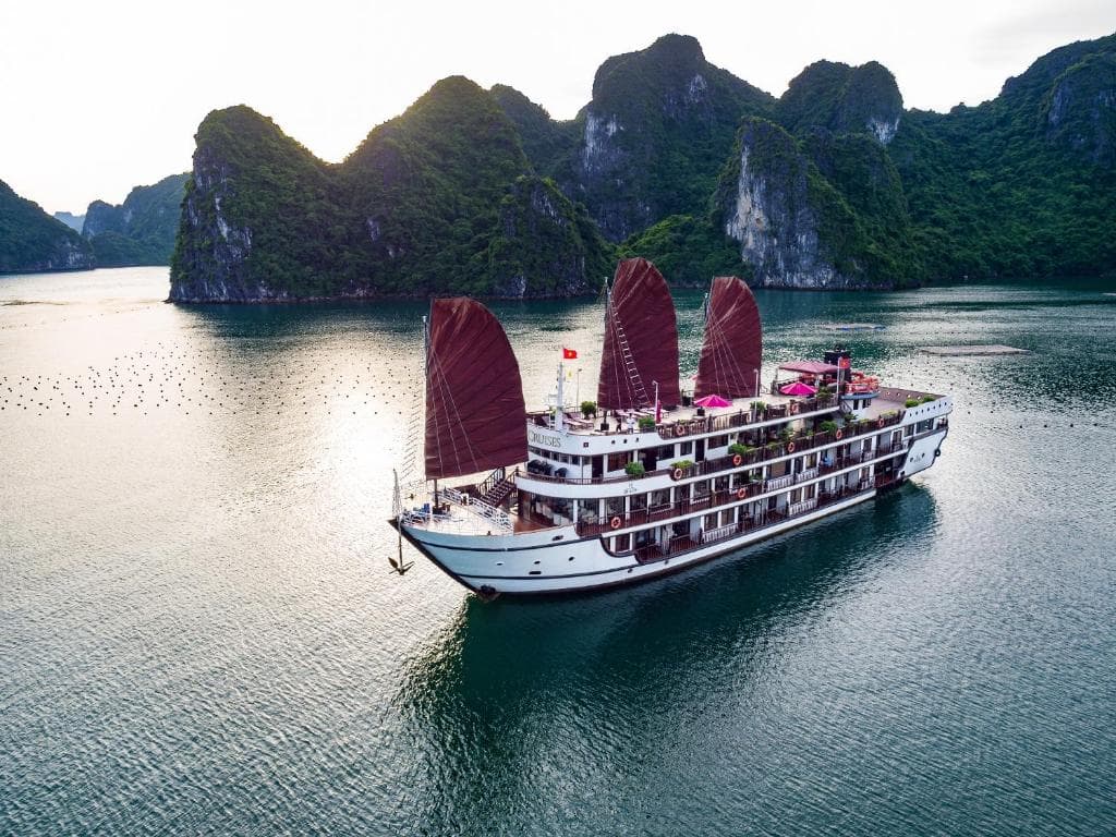 ALISA 5* CRUISE 2D1N Ha Long Bay - Lan Ha Bay