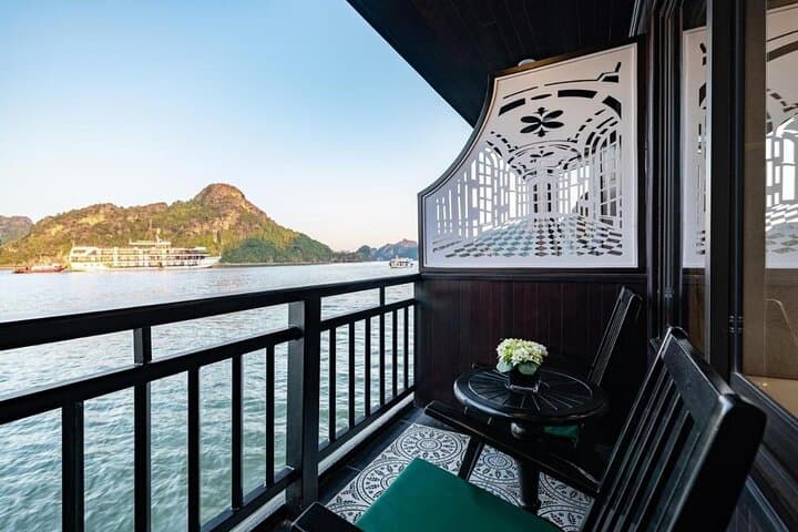 RITA 5* CRUISE 2D1N Ha Long Bay - Lan Ha Bay