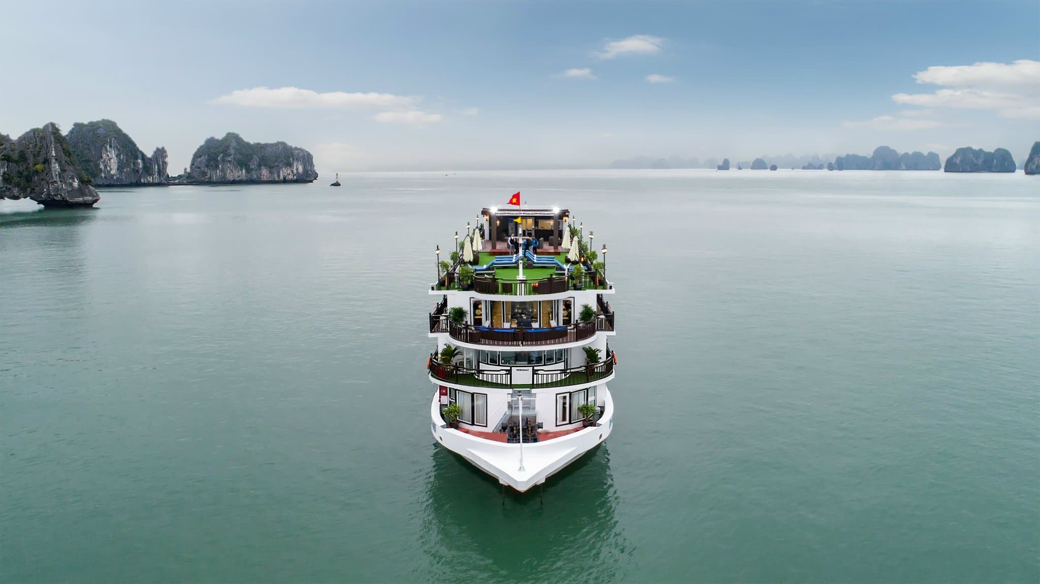 Amanda 5 Cruise Halong 2D1N – Ha Long Bay*