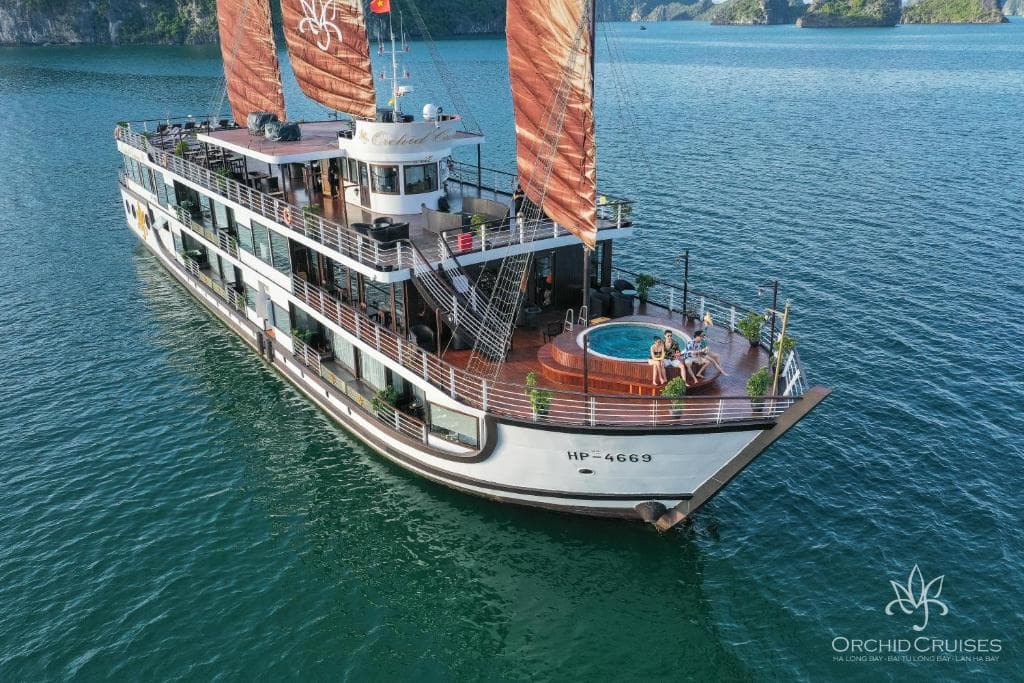Orchid 5 Classic Cruises 2D1N – Lan Ha Bay & Cat Ba Island*