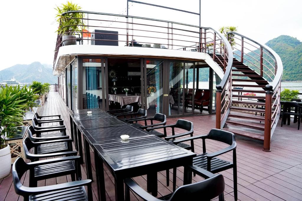 Blue Diamond Cruises 2D1N Halong Bay