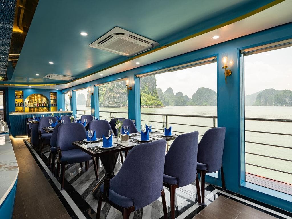 Arcady Premium Cruise Day Tour