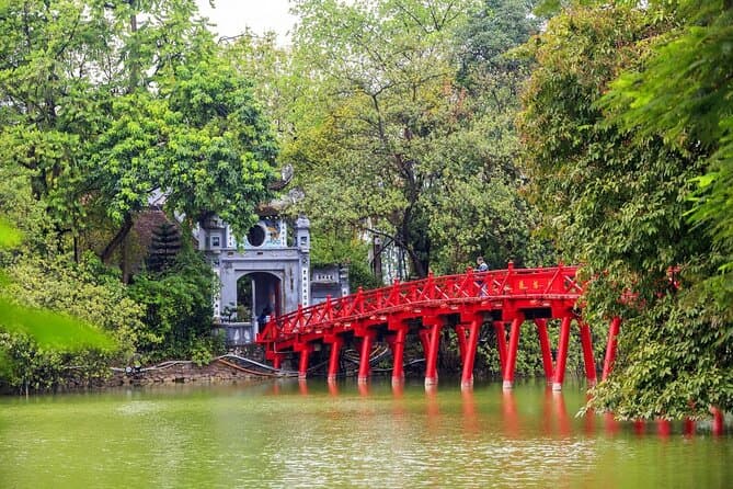 TOURS HANOI CITY HALF DAY BY JEEP/VESPA/MOTORBIKE/BICYCLE