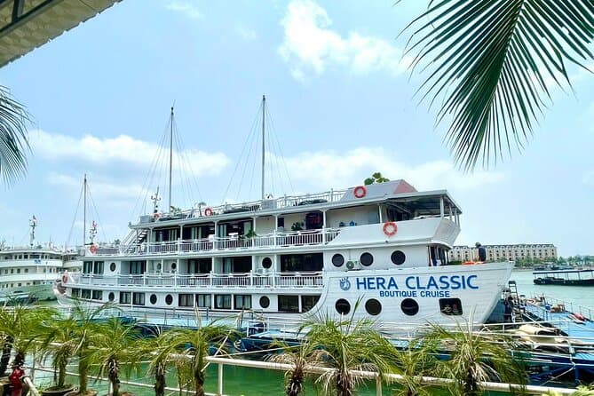 Hera Classic Boutique Cruise 2D1N – Ha Long Bay & Lan Ha Bay
