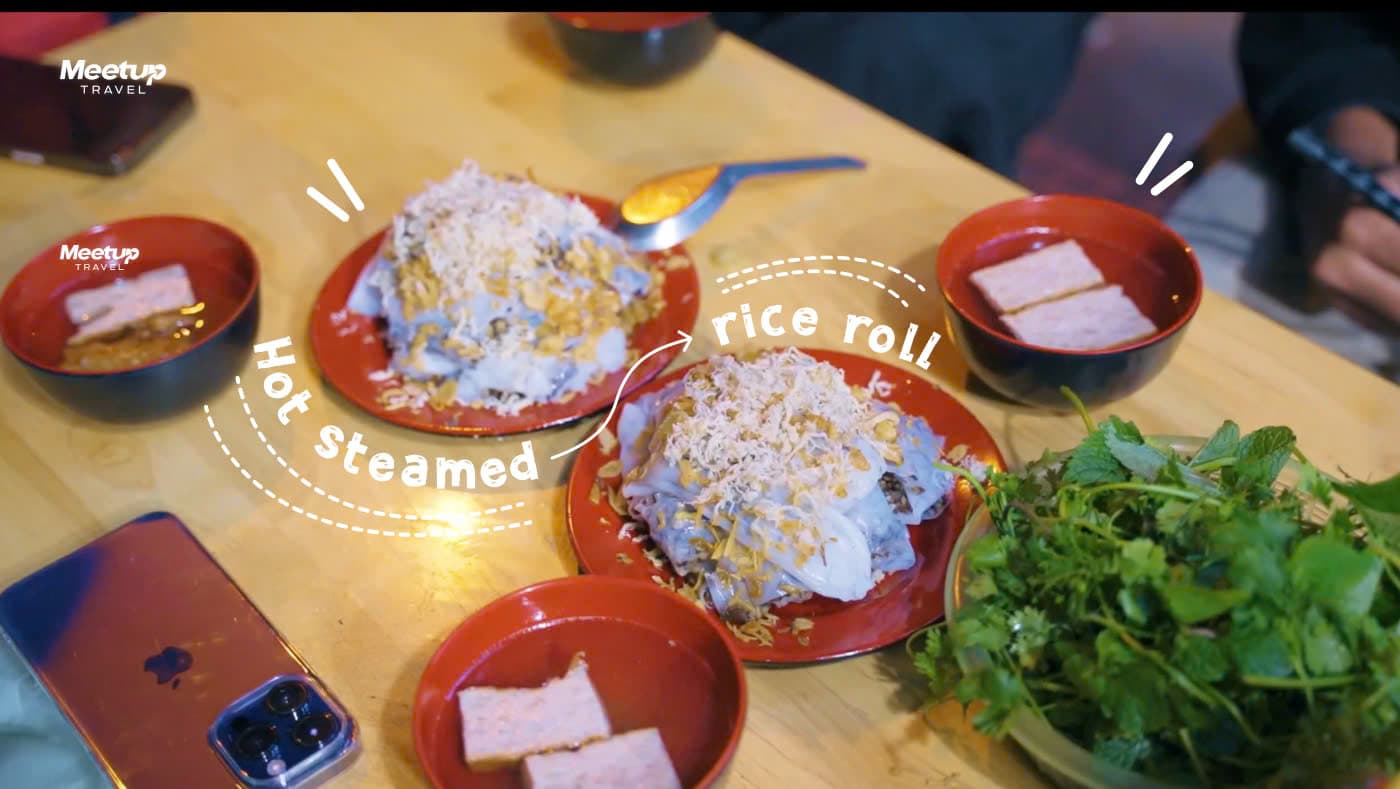 Hanoi Foodie Tour By Walking 3 hours Small Group < 10 pax
