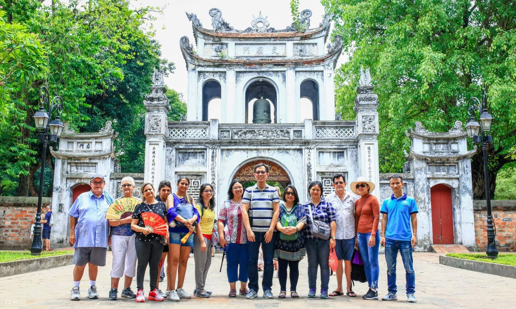 TOURS HANOI CITY HALF DAY BY JEEP/VESPA/MOTORBIKE/BICYCLE
