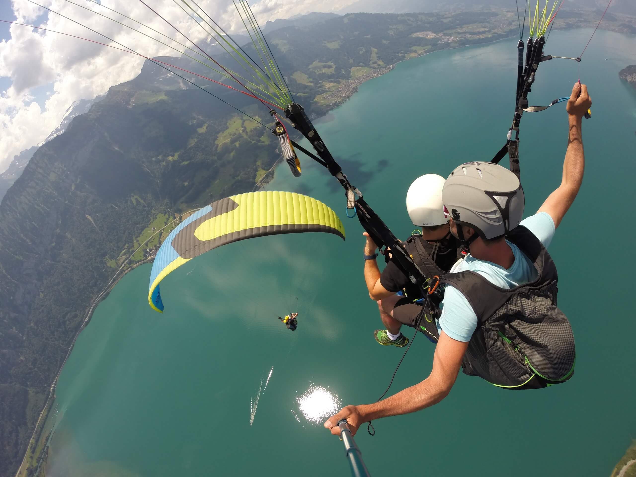 Flying non-motorized paragliding at Son Tra Chess Table Peak, Da Nang