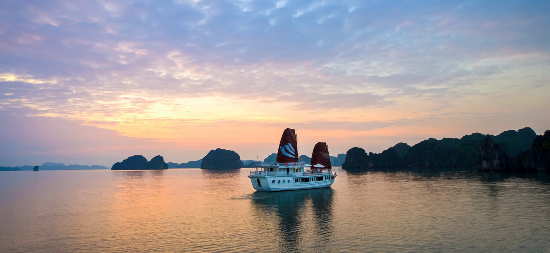 Bhaya Legend Cruise 2D1N Halong Bay - Lan Ha Bay