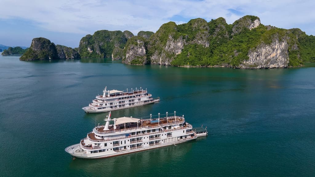 Paradise Elegance 2D1N Halong Bay - Lan Ha Bay