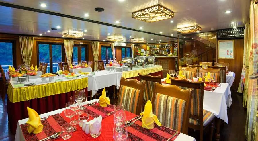 ROYAL PALACE 4* CRUISE 2D1N Ha Long Bay - Lan Ha Bay