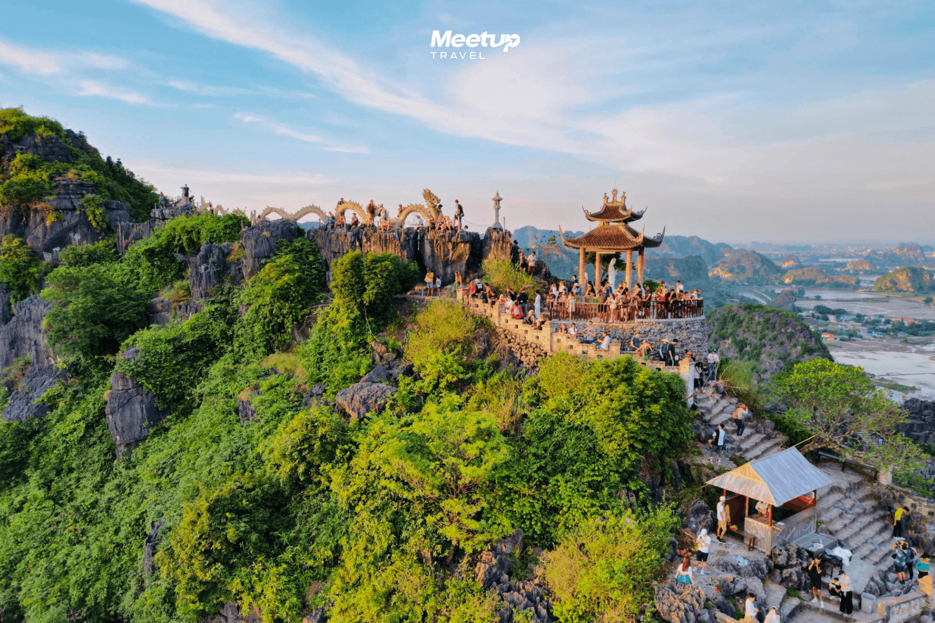 Luxury Ninh Binh Day Tour : Hoa Lu - Trang an - Mua Cave small group