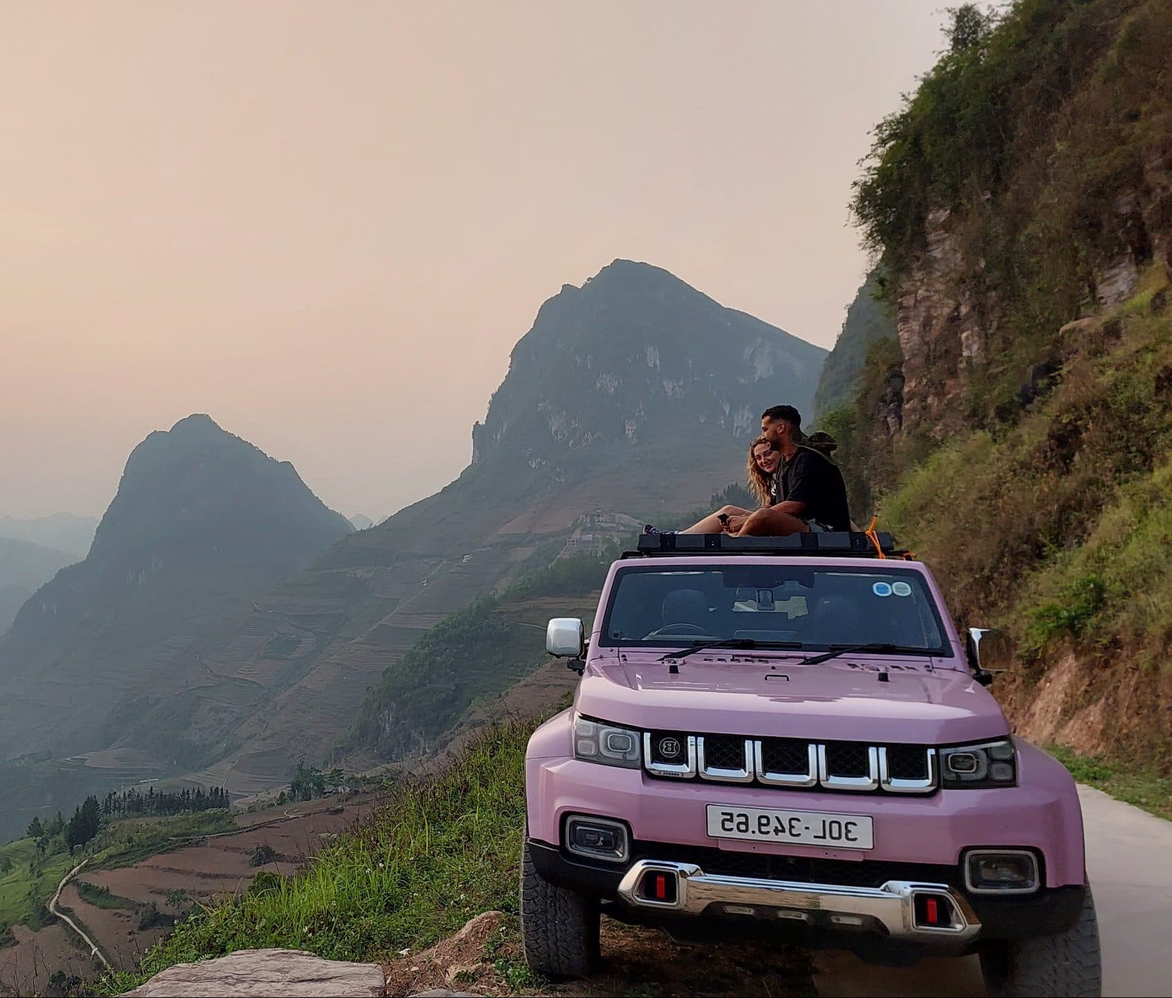 3 DAYS HA GIANG LOOP JEEP TOUR