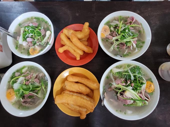 HANOI FOOD TOUR BY MOTORBIKE