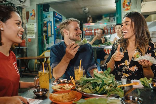 HANOI FOOD TOUR BY MOTORBIKE