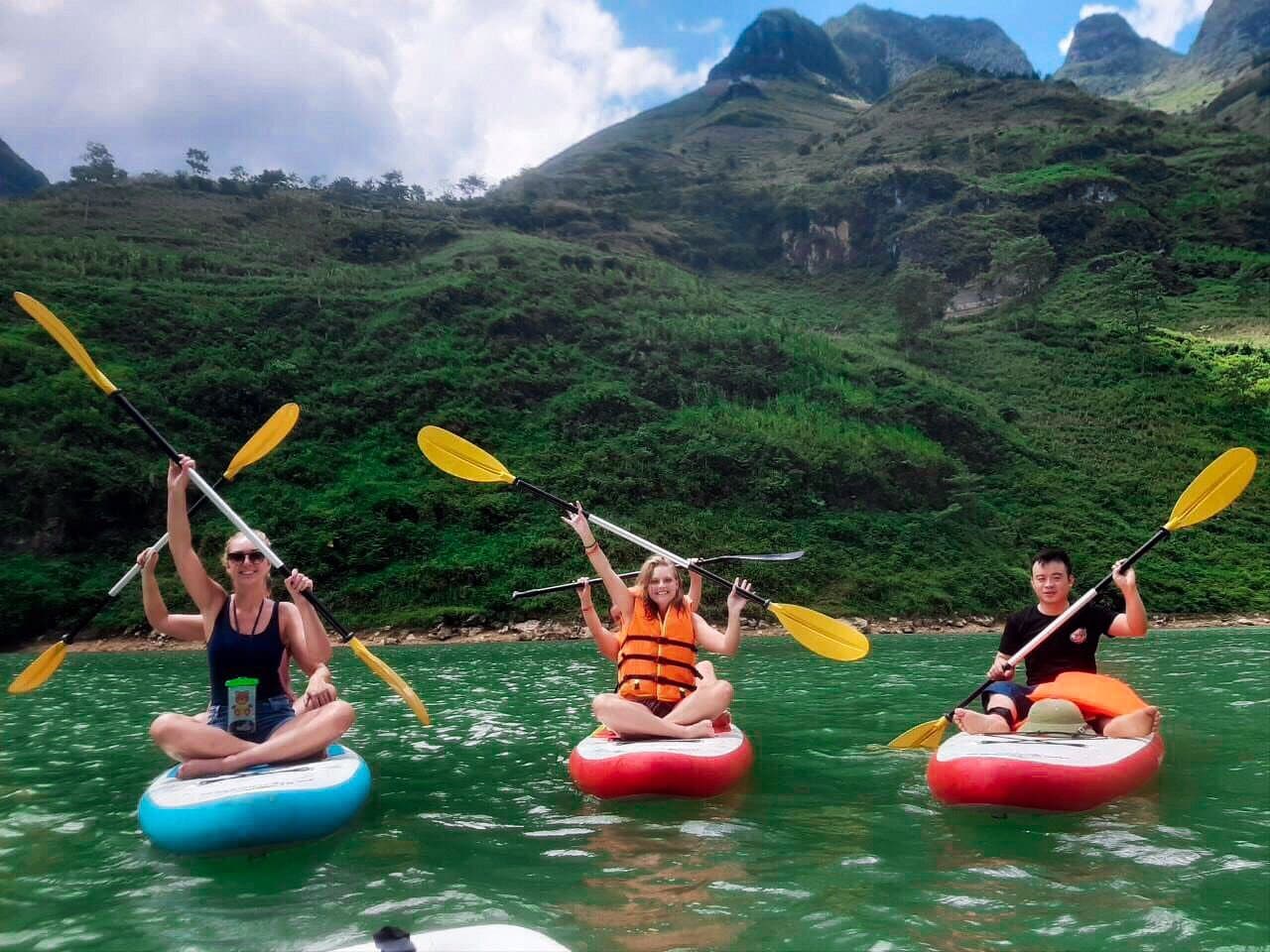 4 DAYS HA GIANG LOOP MOTORBIKE TOUR