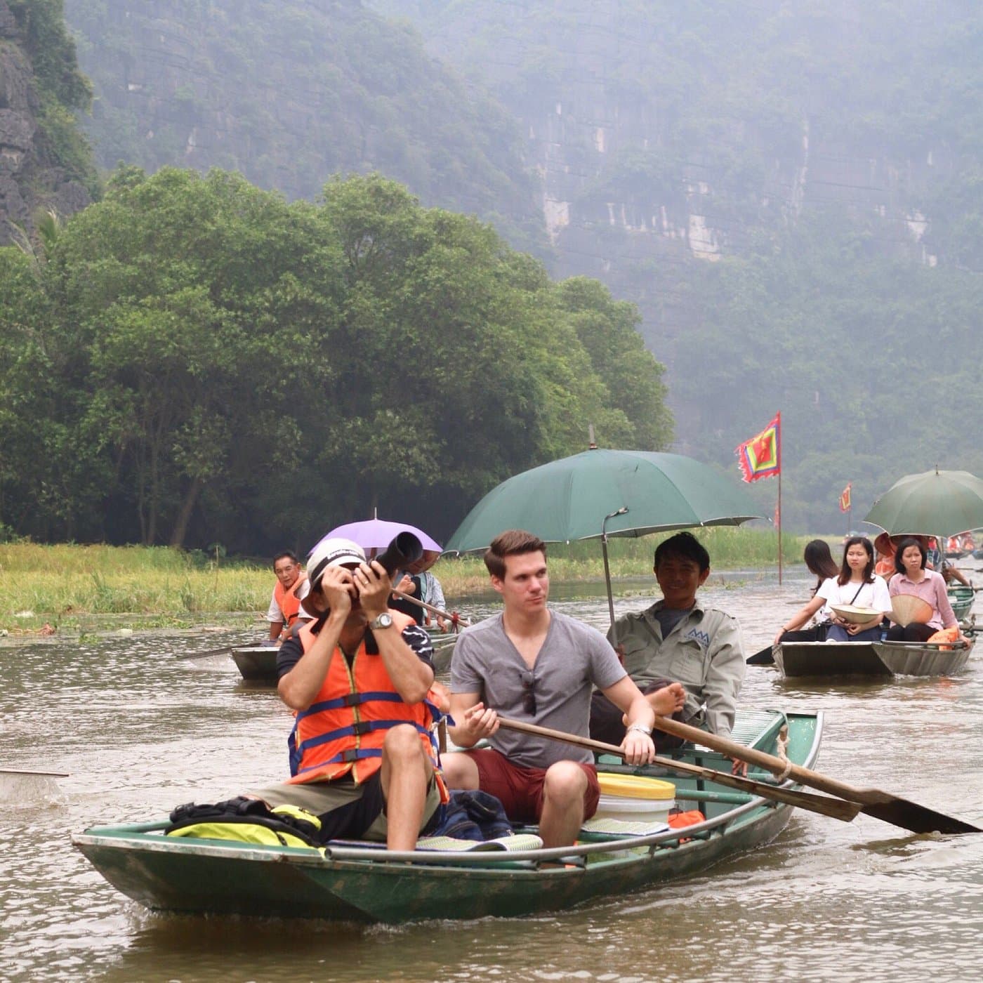 Luxury Ninh Binh Day Tour : Hoa Lu - Tam Coc - Mua Cave small group