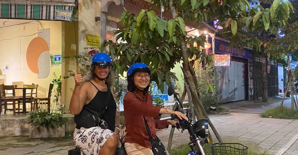 Hue: Night Street Food Tour by E Bike with a Lady Rider
