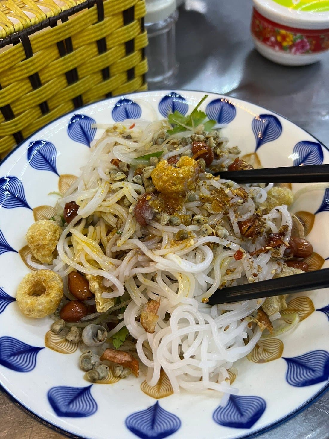 Hue: Night Street Food Tour by E Bike with a Lady Rider