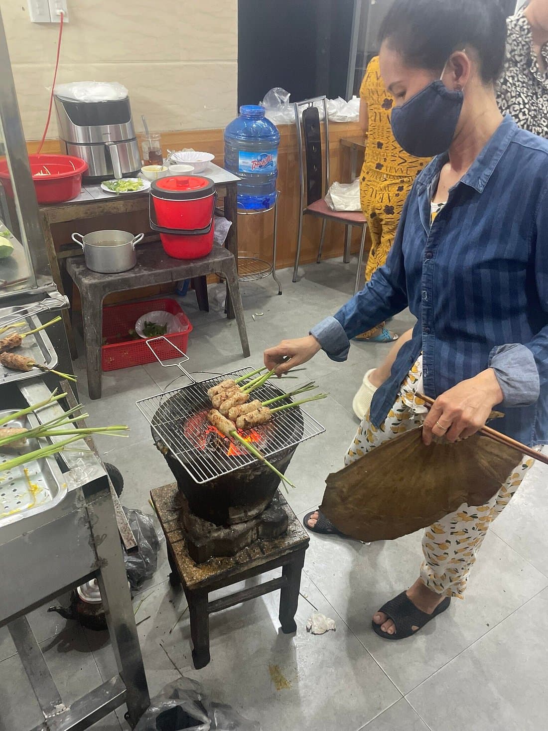 Hue: Night Street Food Tour by E Bike with a Lady Rider