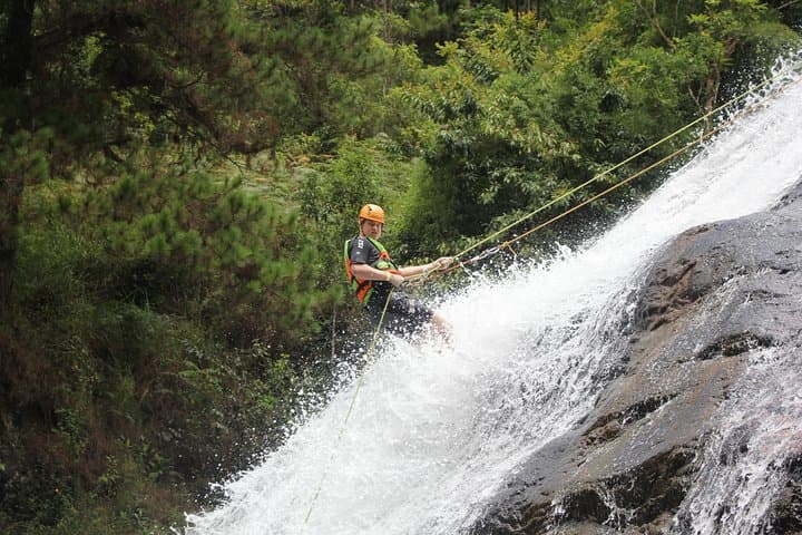 Canyoning Dalat Vietnam