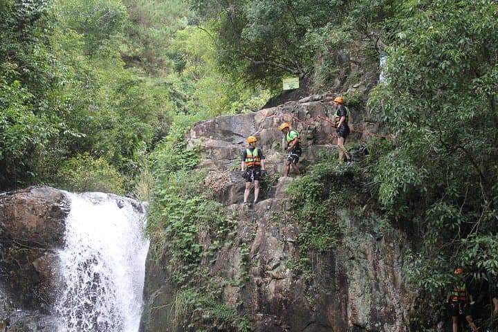 Canyoning Dalat Vietnam