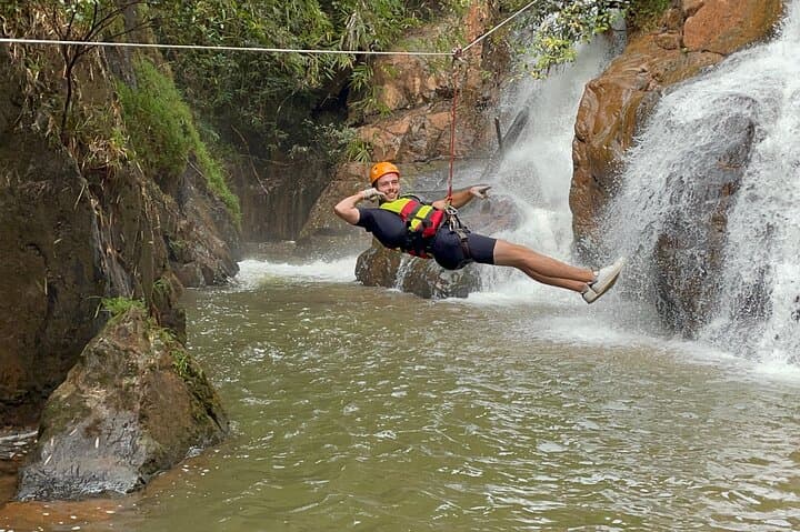 Canyoning Dalat Vietnam