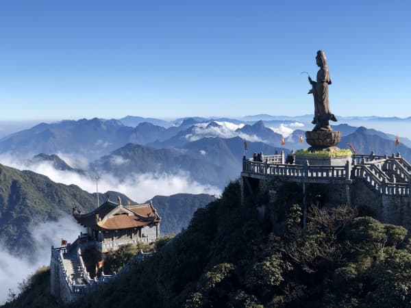 Sapa Trekking and Sightseeing 3D2N Sleeping Hotel (Private Tour)