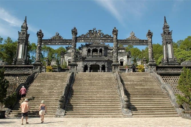 HUE CITY TOUR FROM DANANG, HOI AN Small group < 14 pax