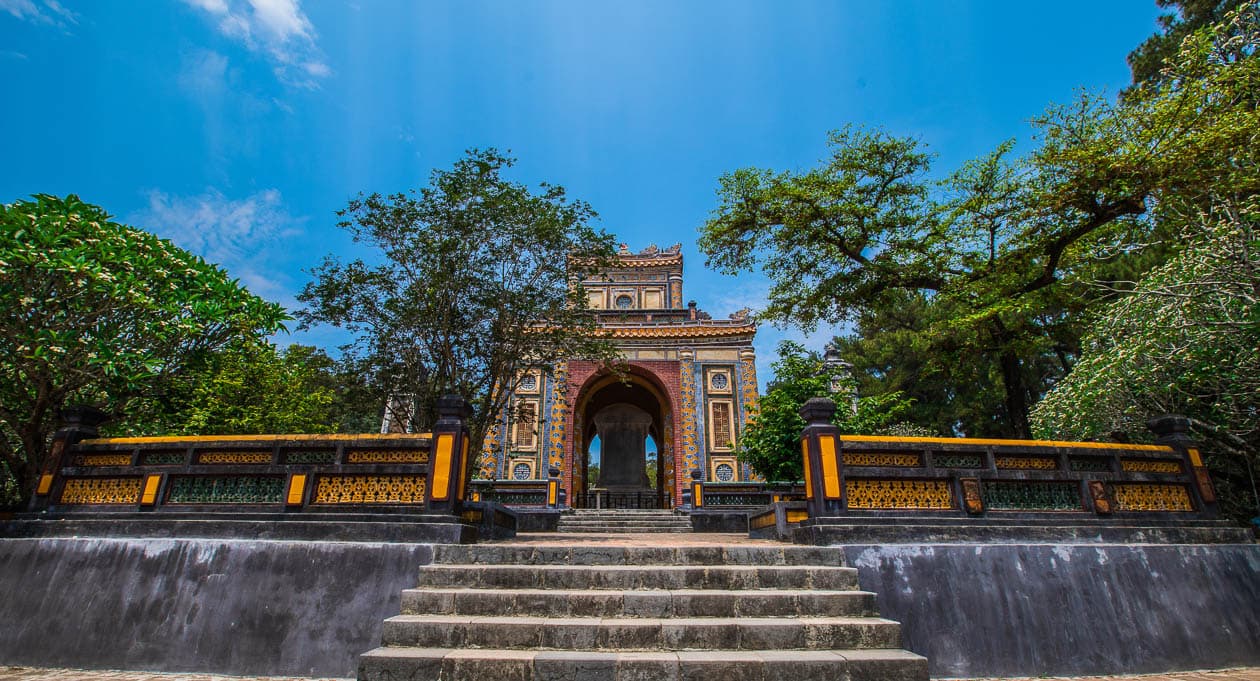 HUE CITY TOUR FROM DANANG, HOI AN Small group < 14 pax