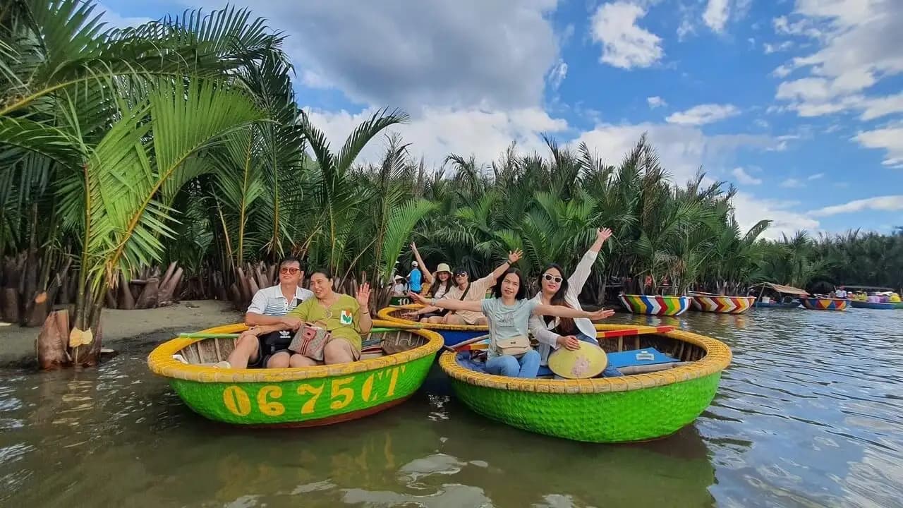 COCONUT FOREST (BAMBO BASKET BOAT) – HOIAN - BOAT RIDE – DROP FLOWER LANTERN Group tour <14 pax, Pickup from Danang