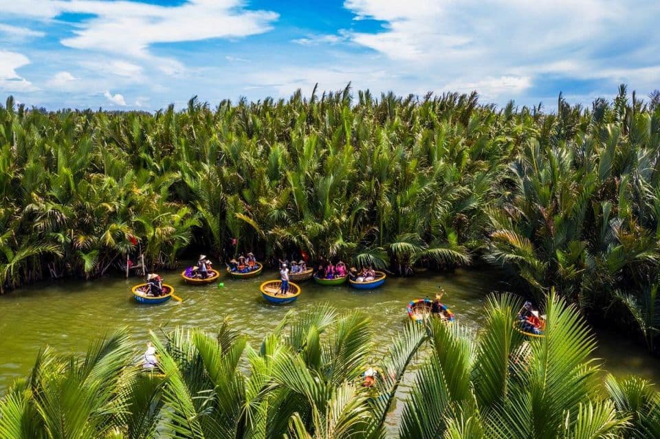 COCONUT FOREST (BAMBO BASKET BOAT) – HOIAN - BOAT RIDE – DROP FLOWER LANTERN Group tour <14 pax, Pickup from Danang