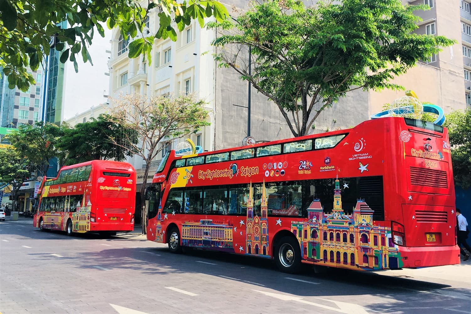 THE SAIGON’S INSIDERS 4,5 HOURS MORING TOUR & AFTERNOON TOUR
