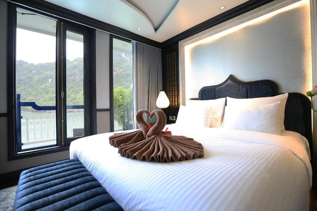 LOTUS D'ORIENT LUXURY 4* CRUISE 2D1N Ha Long Bay - Lan Ha Bay
