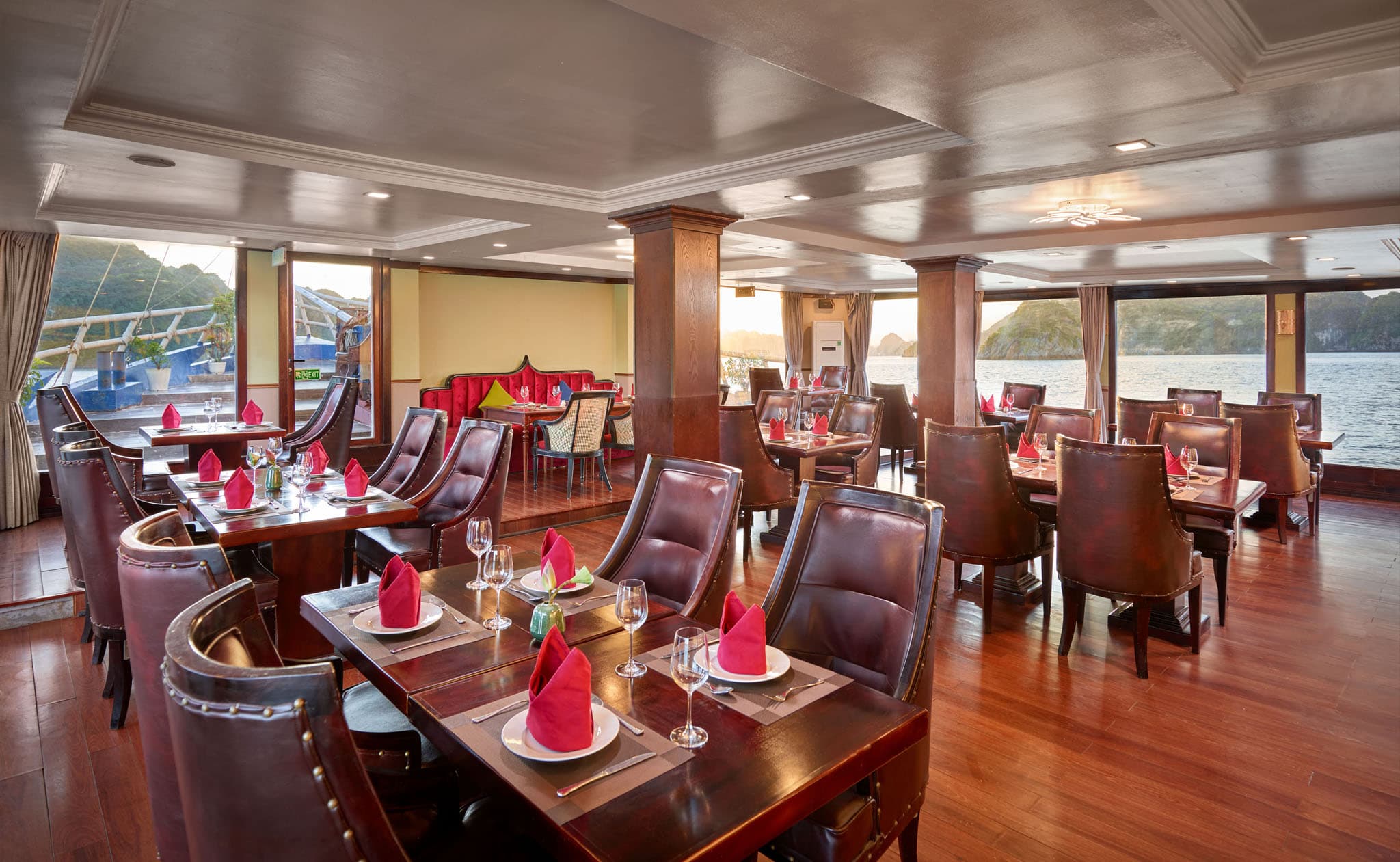 LOTUS D'ORIENT LUXURY 4* CRUISE 2D1N Ha Long Bay - Lan Ha Bay