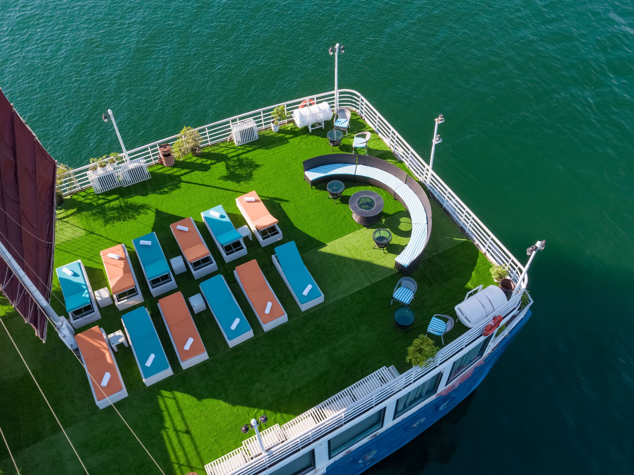 LOTUS D'ORIENT LUXURY 4* CRUISE 2D1N Ha Long Bay - Lan Ha Bay