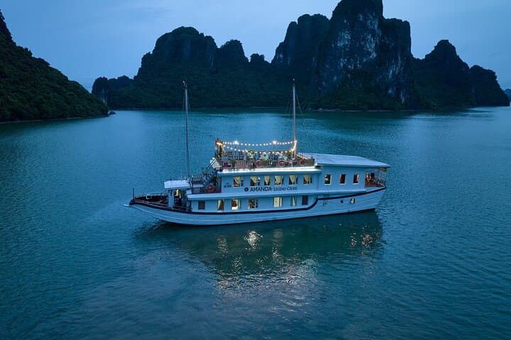 Amanda Legend Cruise 2D1N – Ha Long Bay