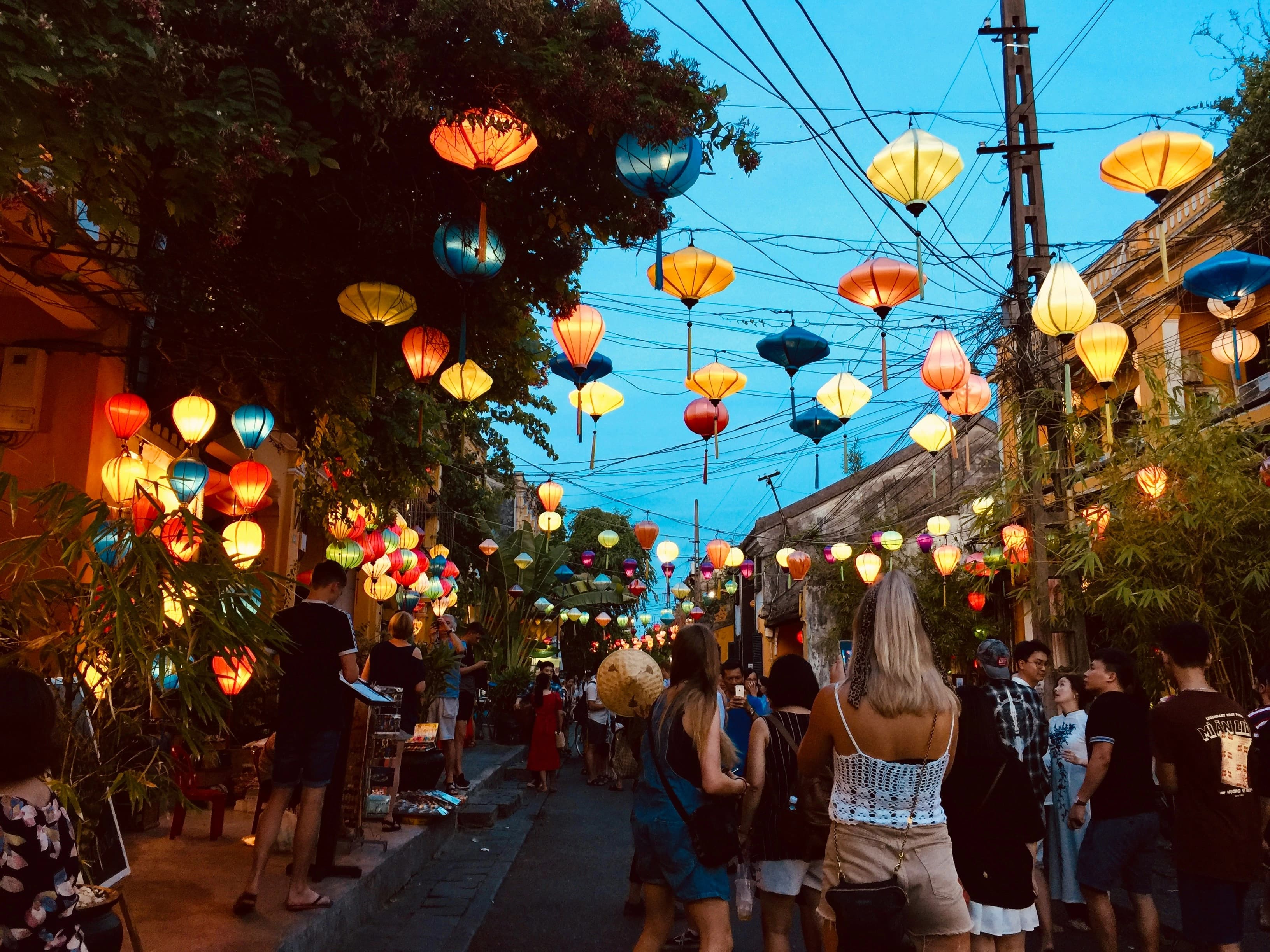 nguyen-minh-RFtsukCpnPQ-unsplash