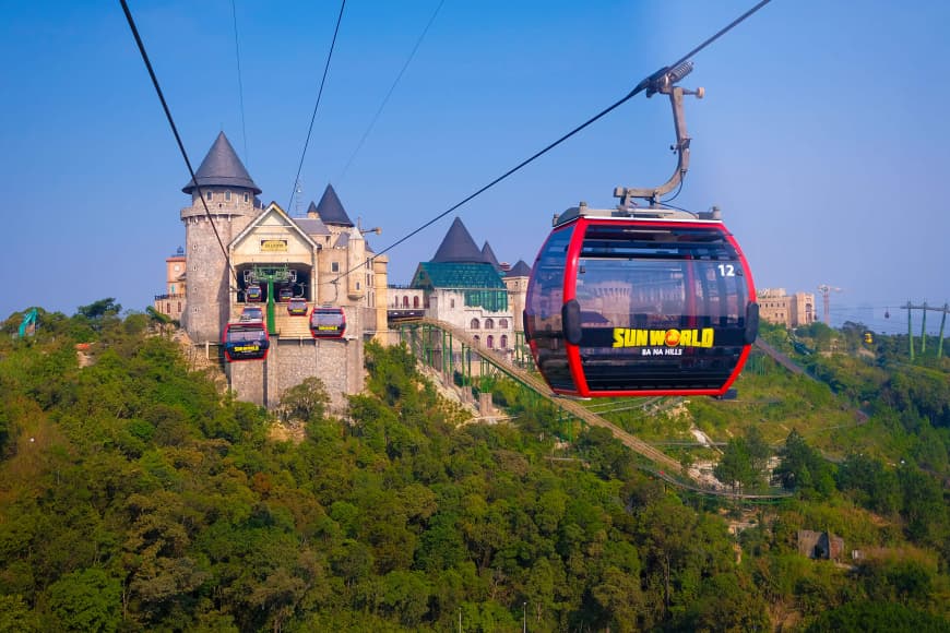 Golden Bridge Bana Hills Full-Day Tour: Small group < 14 pax, Pickup from Danang, Hoian